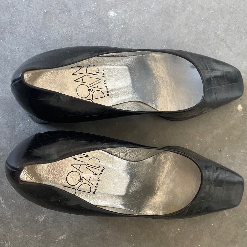 Joan and David handmade patent leather black shoes - size 7.5